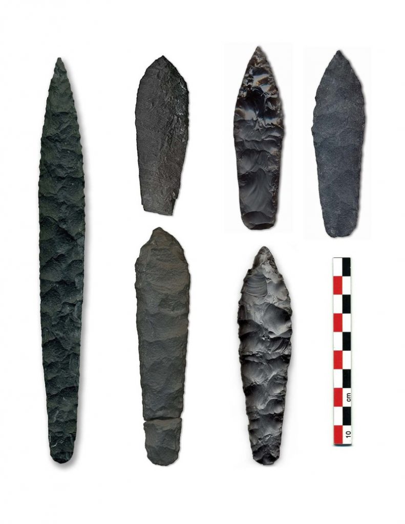 NATIVE AMERICAN CLOVIS PALEO LANCELOT ARROWHEAD